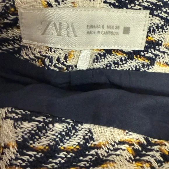 Zara Yellow and Black Plaid Mini Textured Pleated Skort | Sz S - Picture 3 of 4